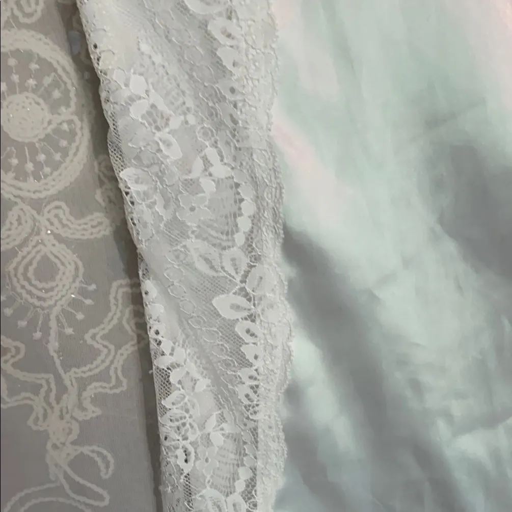 In Bloom White Lace Camisole‎ - Image 3