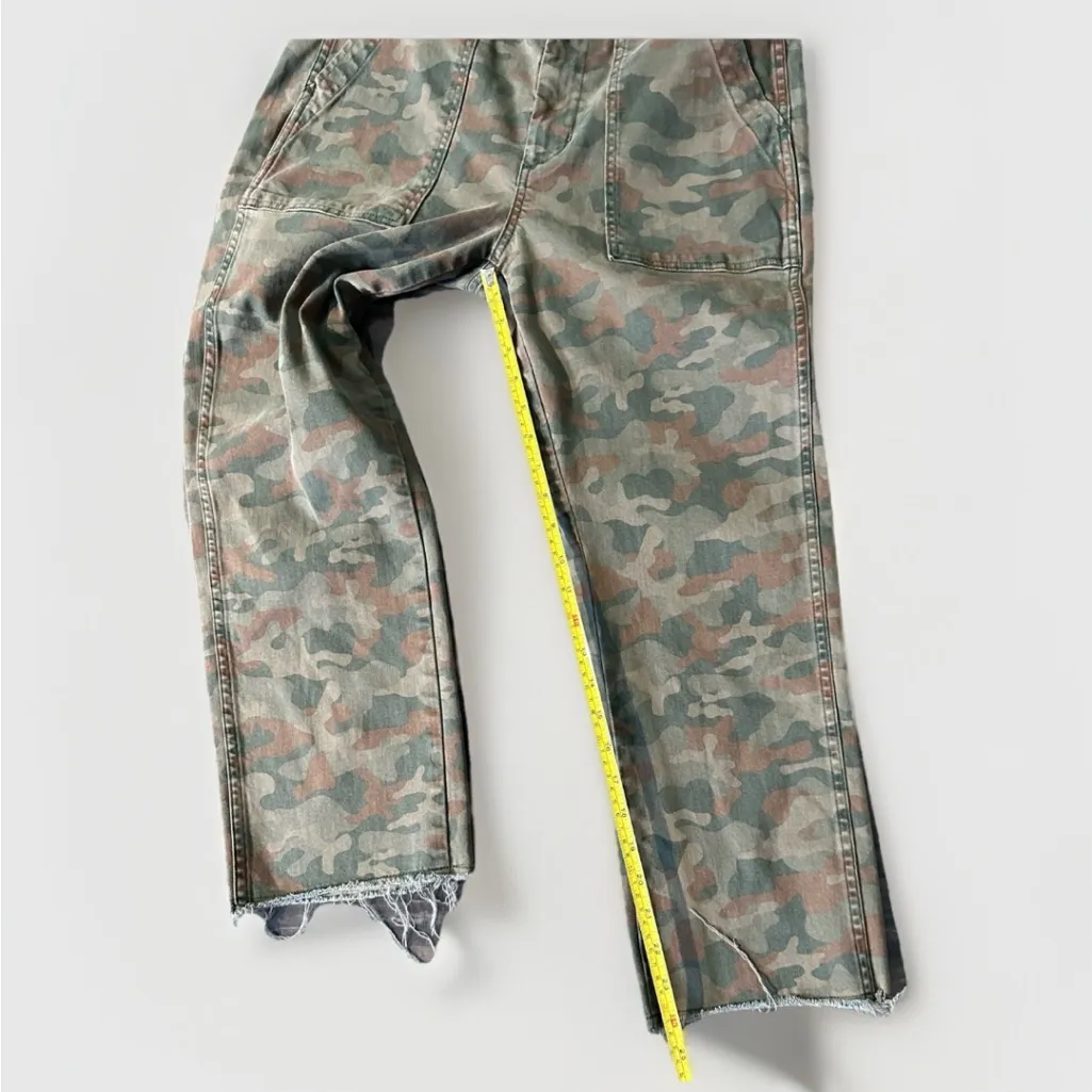 AMO‎ Easy Army Trouser Leaf Camo Women’s 30 utility Raw Hem Cropped Pants Green - Image 8