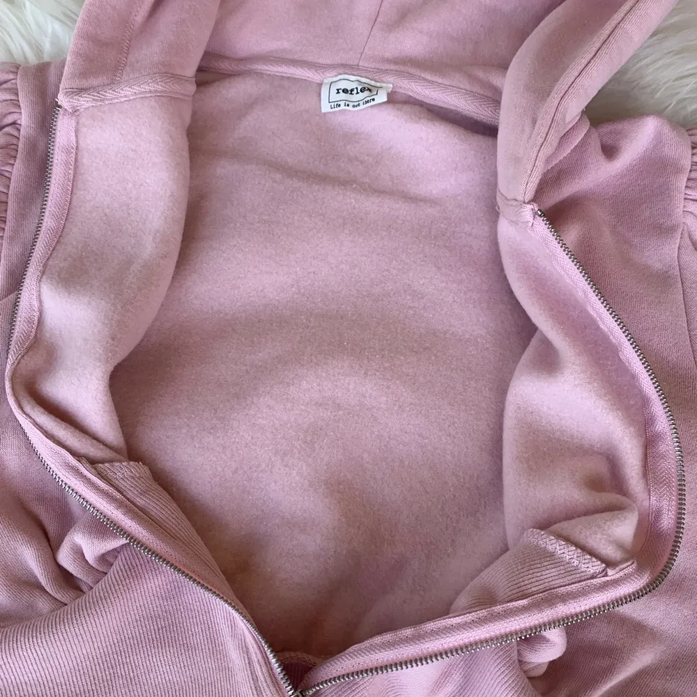 Cozy 2 pc sweatsuit - Image 10