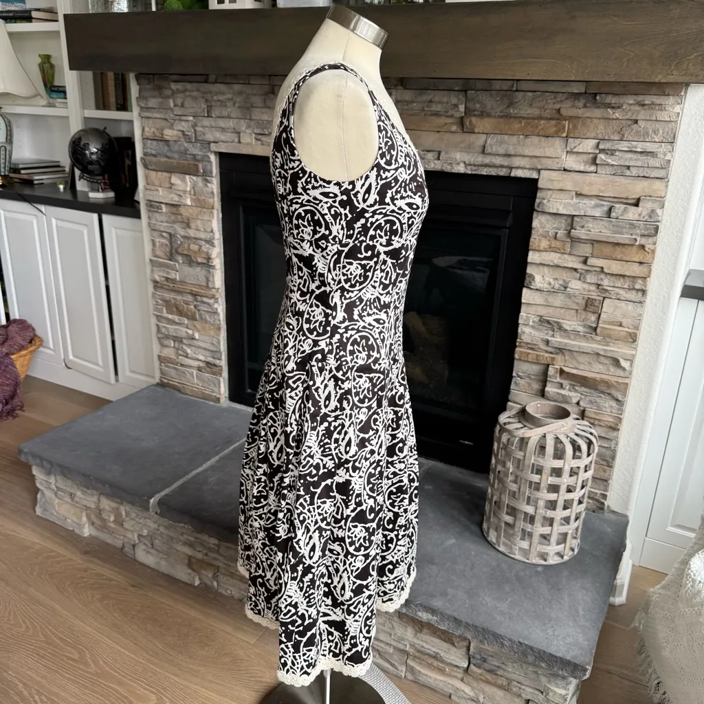 Suzi Chin for Maggy Boutique Cream and Brown A - Image 2