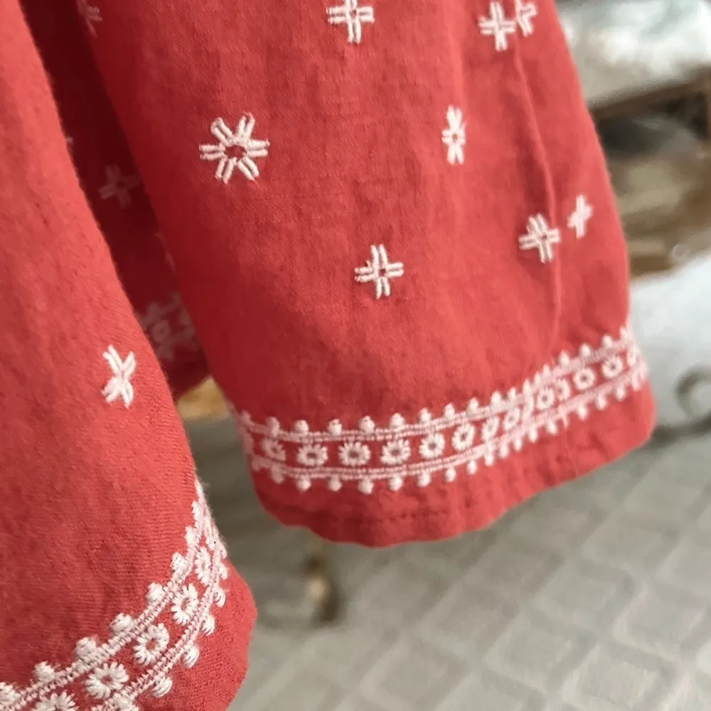 NWT Old Navy Top Smocked Ruffle Sleeve Coral Embroidered XXL Boho Peasant Casual - Image 9