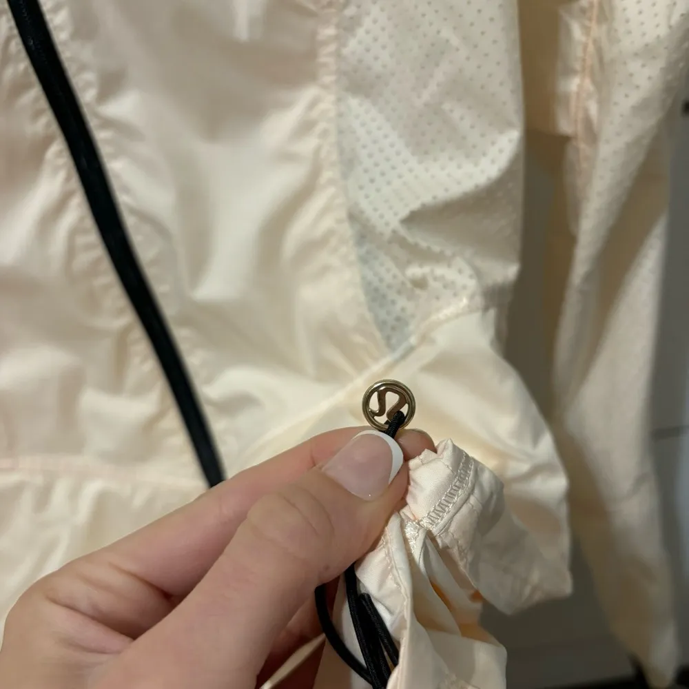 Lululemon Back Pack It Jacket Angel Wing / Black - Image 8