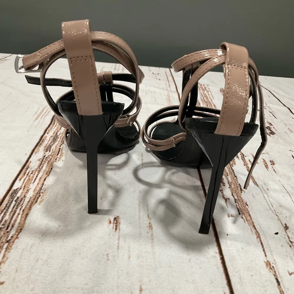 BCBGENERATION ISABEL WOMENS DOVE BEIGE CAGED EFFECT T STRAP ADJUSTABLE - Image 5