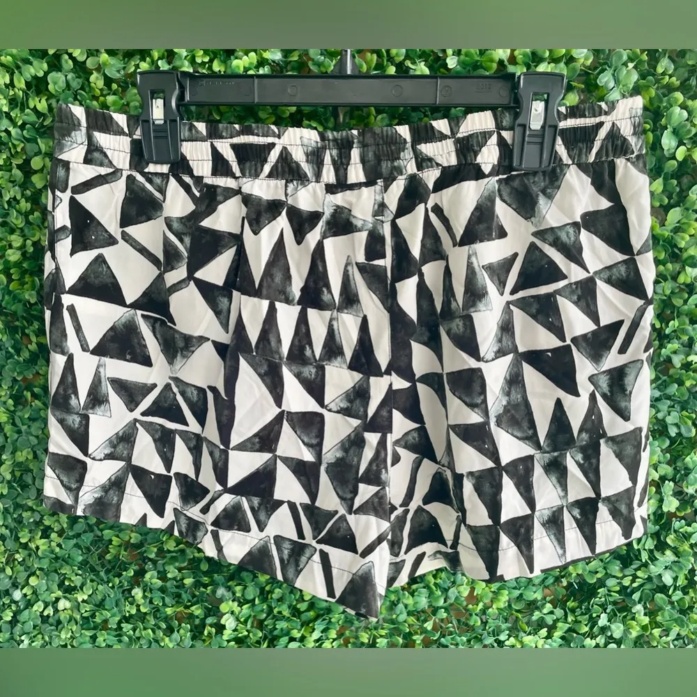 Jack By BB Dakota - Franco White Geometric Print Shorts - Pockets | NWOT - Image 9