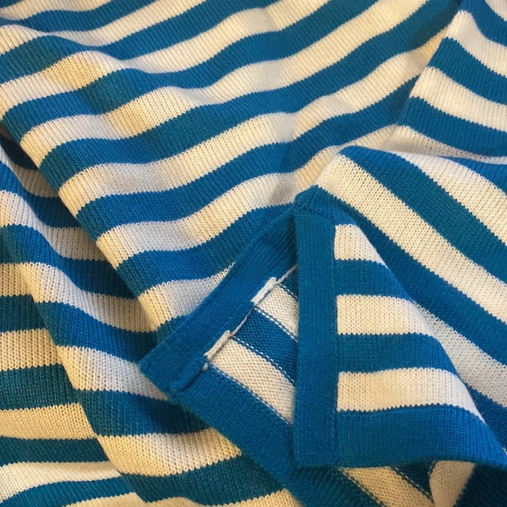 Sag Harbir Women’s Blue And White Striped Sweater Size L - Image 6