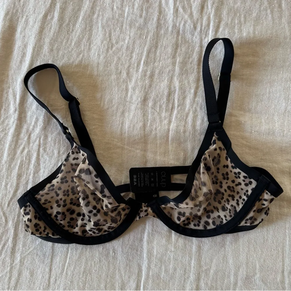 Cuup The Plunge Bra, Leopard, 32A Size undefined - Image 4