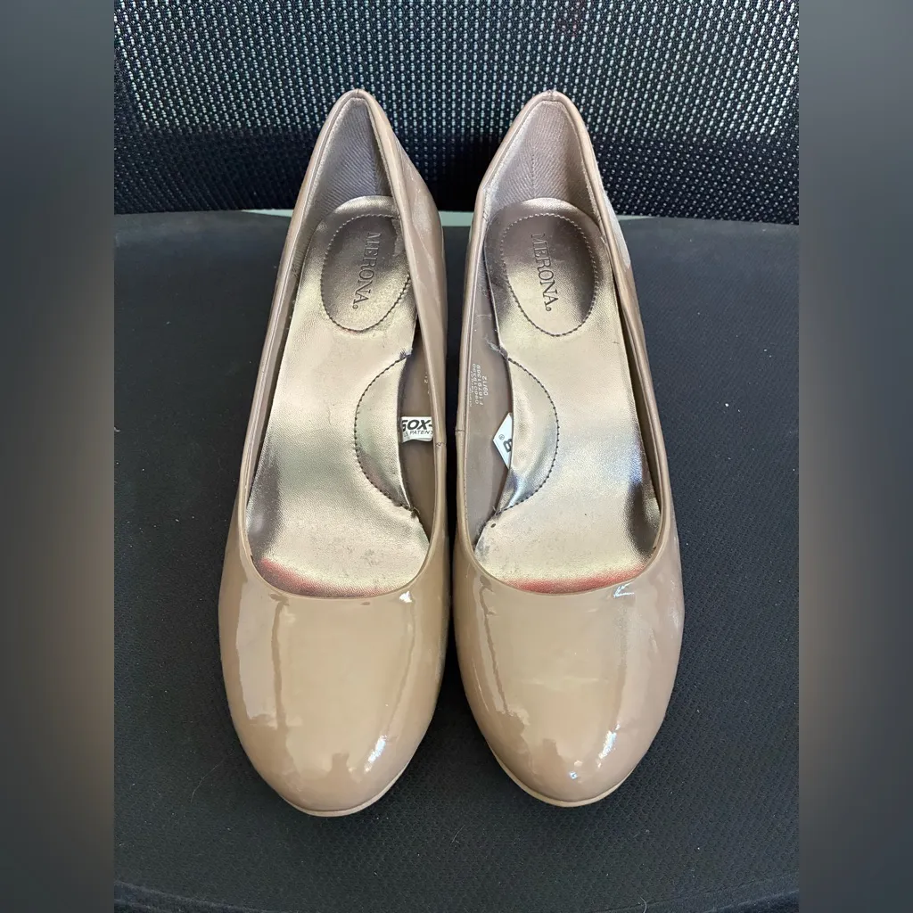 Merona Womens Pumps Nude Beige 3.5 inch Heel Dress Shoes size 8.5 Business - Image 2