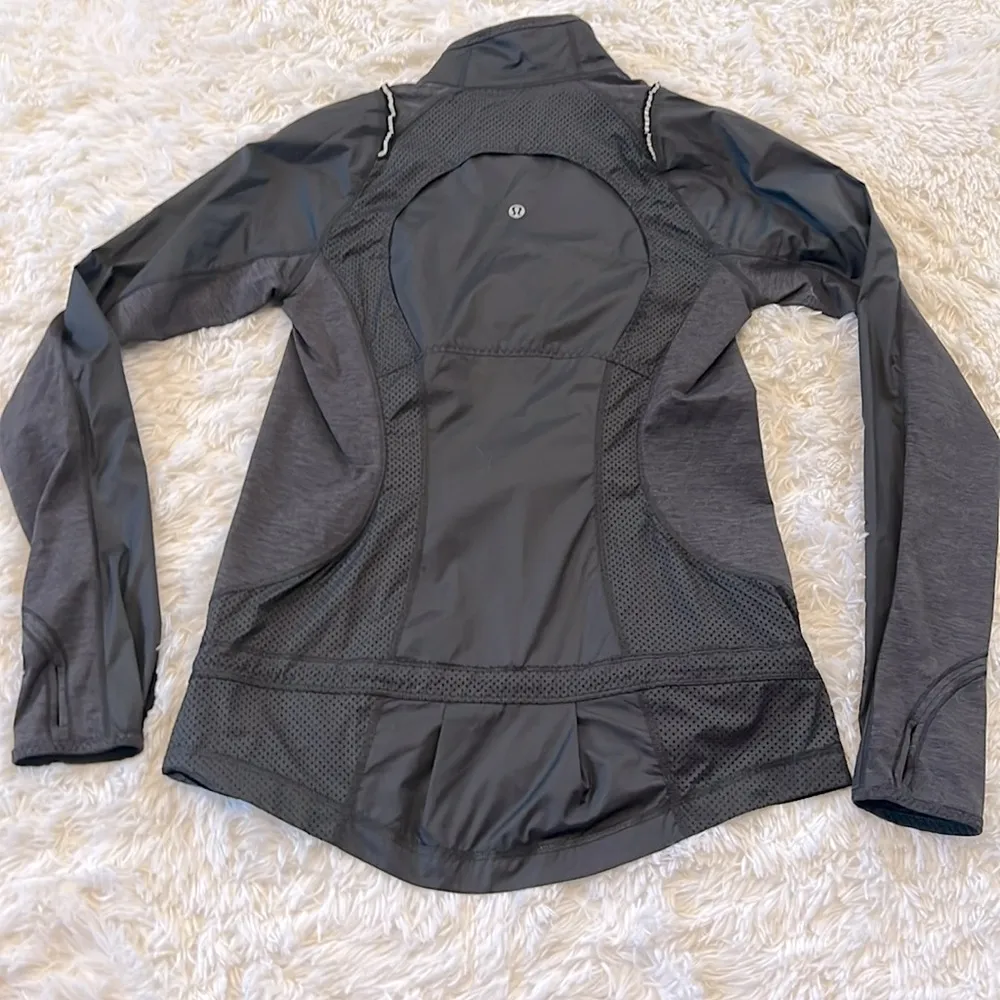 Lululemon Run: Nothin’ But Run Jacket Color Black Size 4 EUC - Image 9