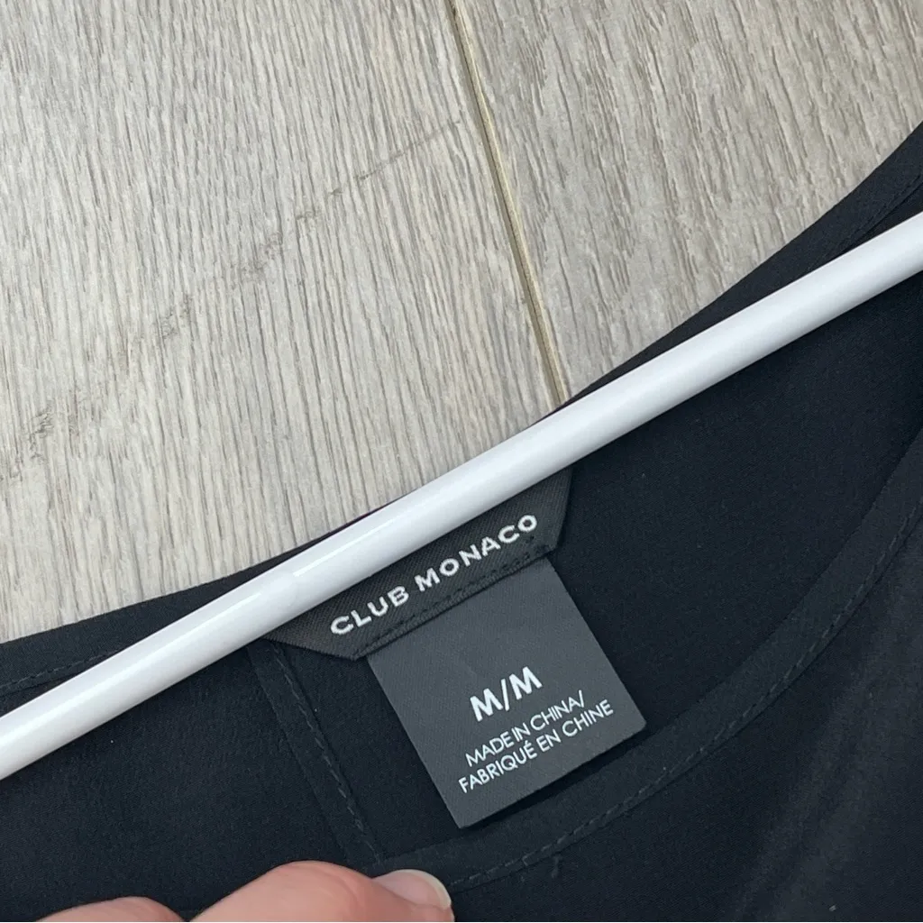 Club Monaco Blouse silk swing open back womens Black (medium) contemporary chic - Image 2