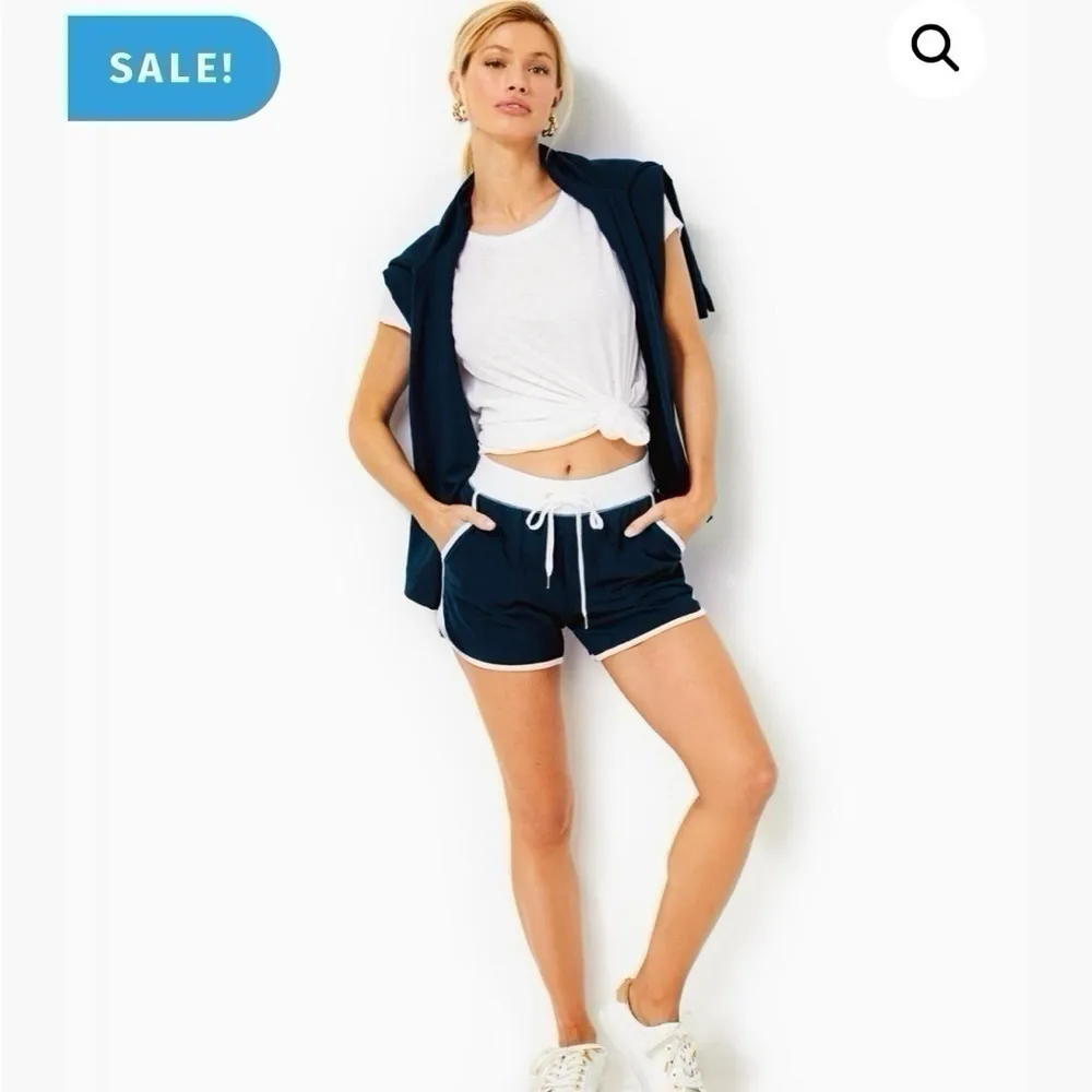 NEW Lilly Pulitzer Women’s Trysta Knit Short & Kiawah Hoodie Aegean Navy - Image 4