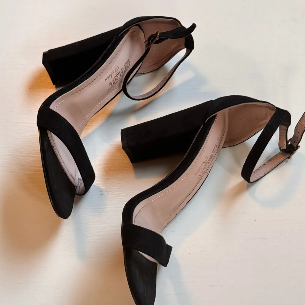 Black High Heel Strappy Ankle Shoes Sz 7 - Image 6