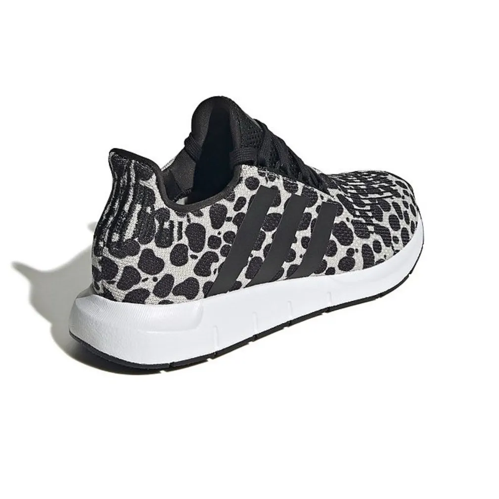 Adidas Women's Swift Run 1.0 Sneaker SIZE 9 NEW white and black leopard NEW - Image 2