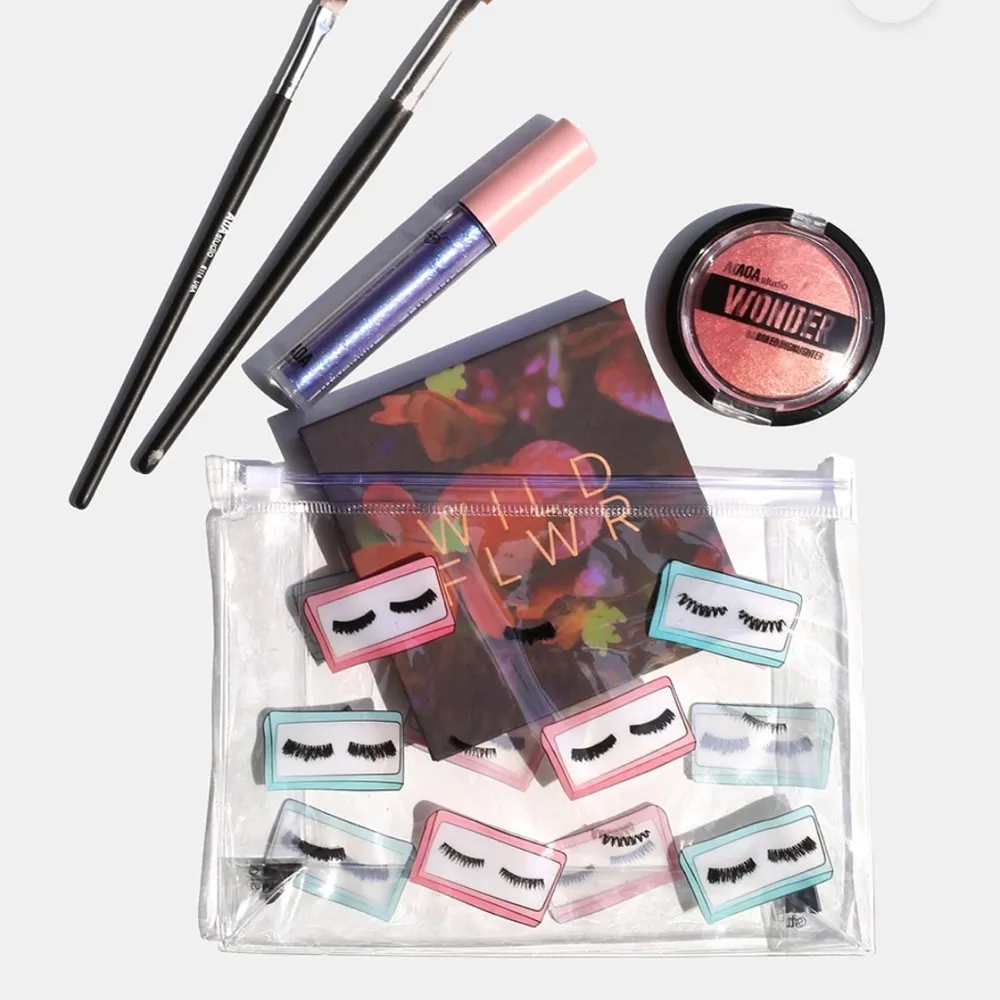 AOA Clear Makeup Pouch - Image 3