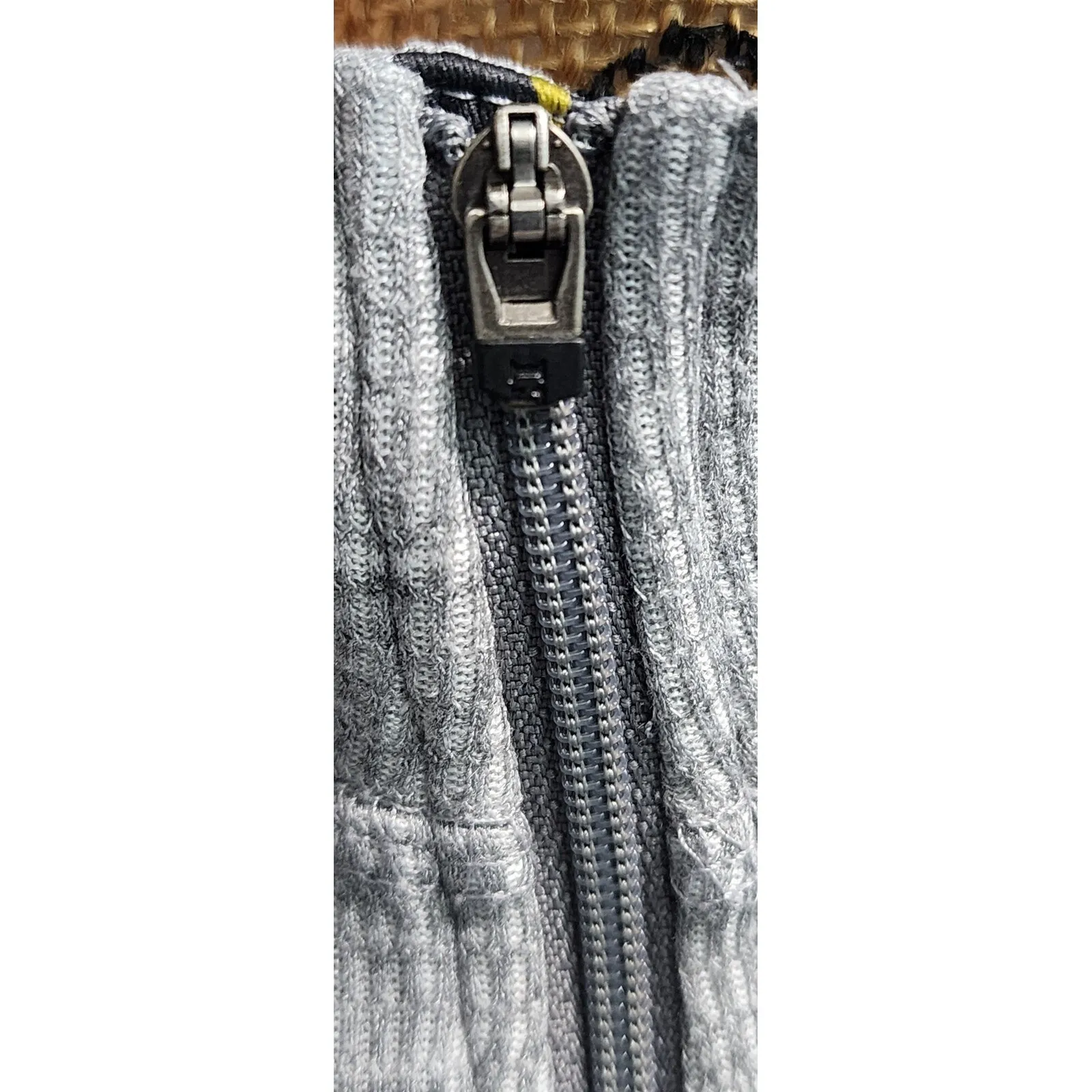 REI‎ Quarter Zip Pullover Long Sleeve Athletic Top Gray Polyester Womens L - Image 6