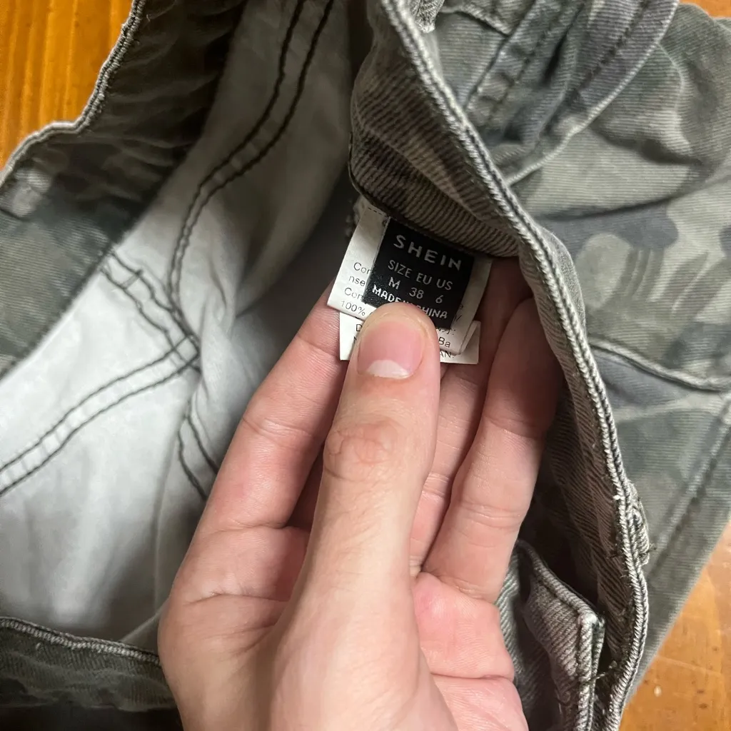 SHEIN Green Camouflage Mini Skirt - Image 4