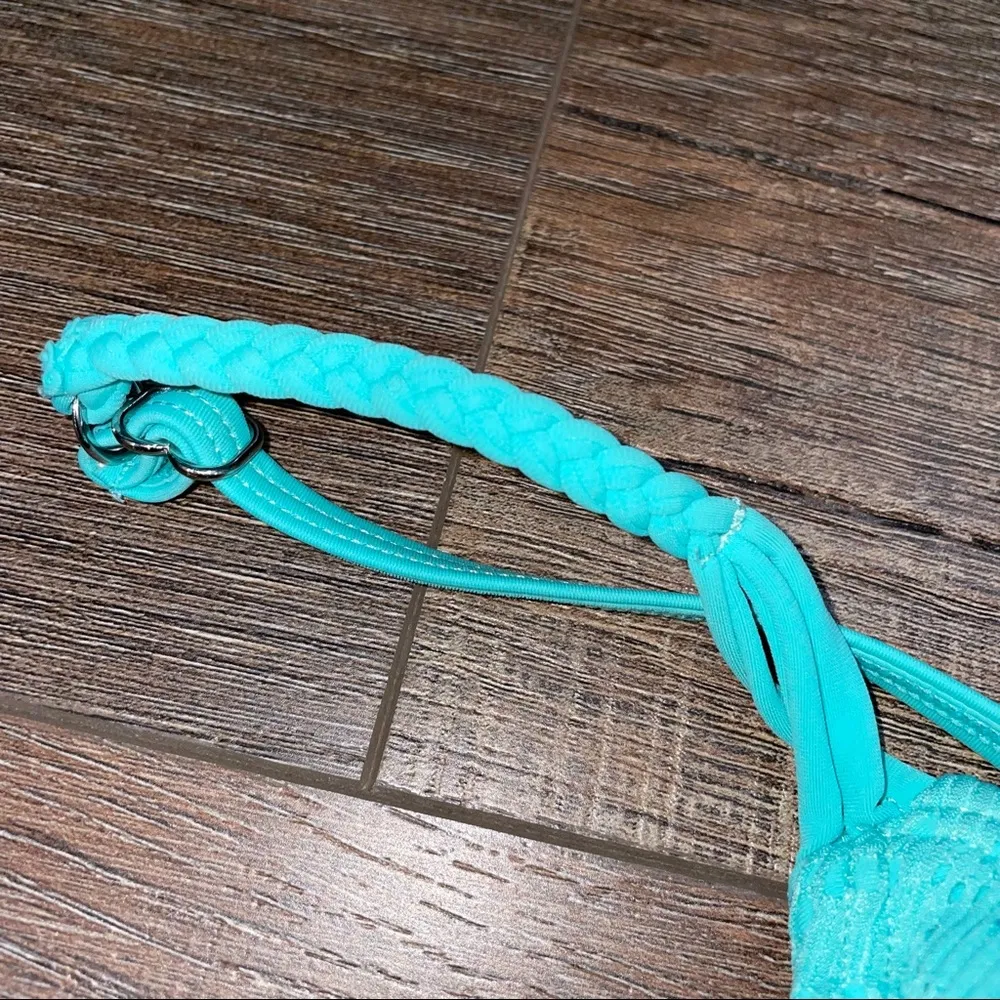 SO  Swimsuit Top Woman’s Extra Small - Image 3