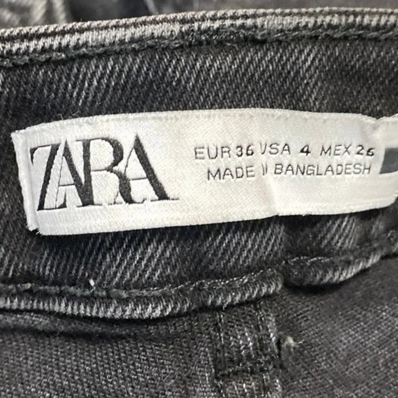 Zara Women's Blue High Waisted Raw Hem Frayed Flare Cropped Denim Jeans Size 4 - Image 4
