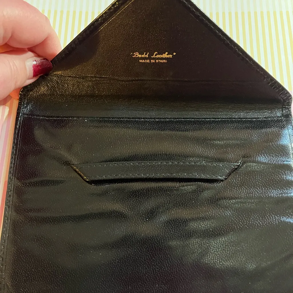 Vintage Sleek Black Leather Envelope Clutch - Image 3