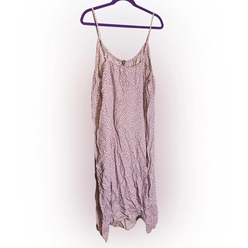Old Navy Lavender Floral Dress - Image 2