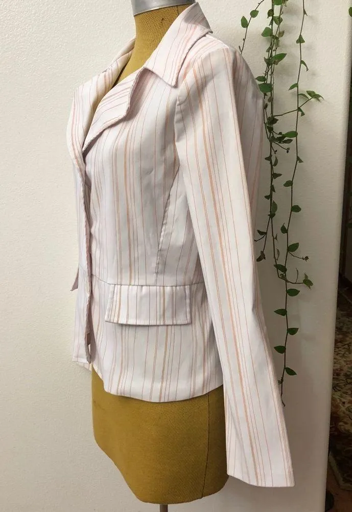 XOXO in America and Abroad jacket white - Image 3