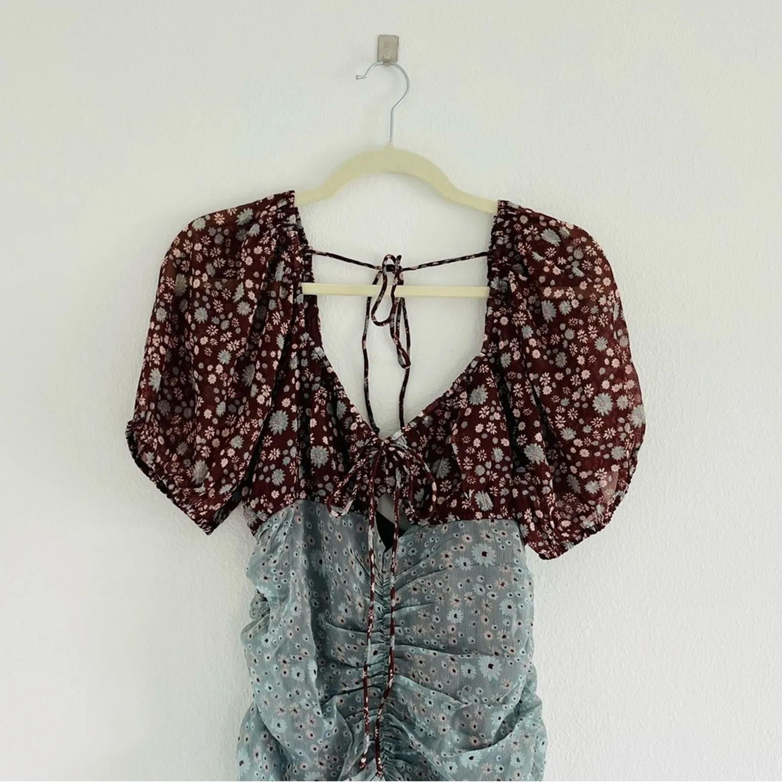 Free People Tessa mini Dress ruched bodycon Floral Print Sz Small Boho festival - Image 7