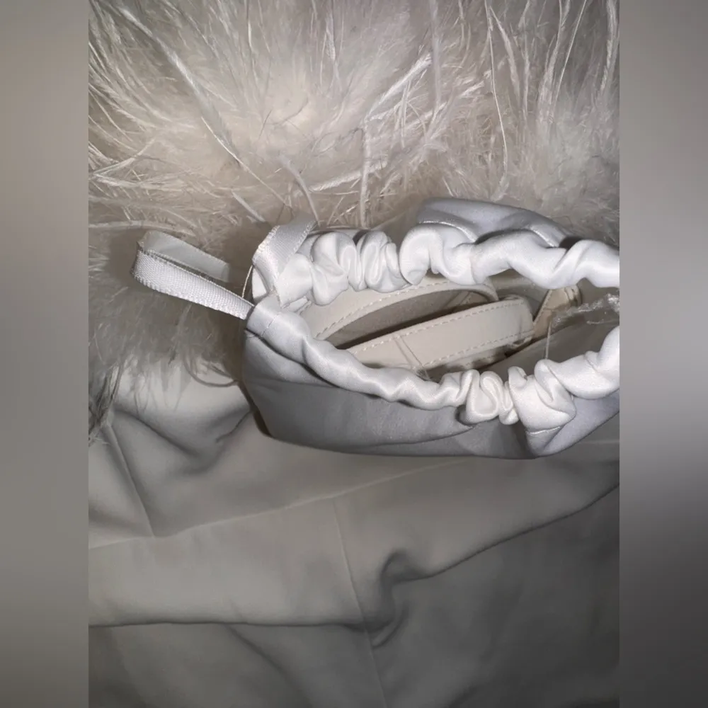 NWOT NADINE MERABI Colette White Feather Strapless belted Jumpsuit sz 12 - Image 9