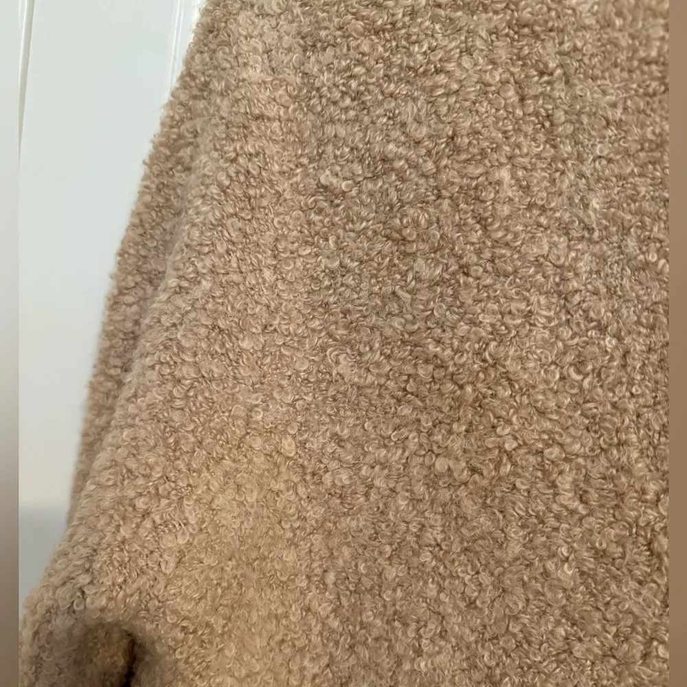 Zara mohair unique boho sweater with fuzzy pockets - Image 5