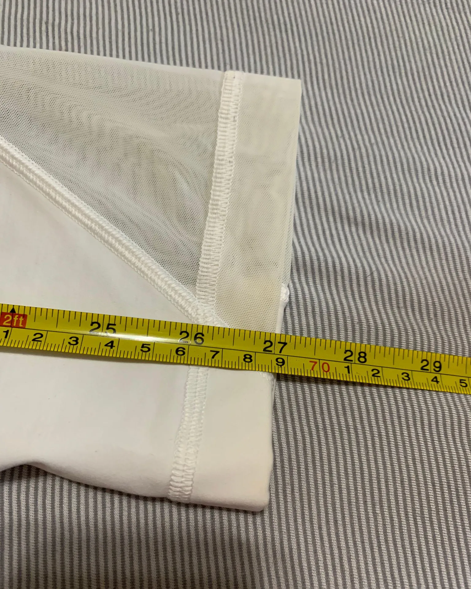 Lululemon Cropped White Mesh Sides Leggings - Image 7