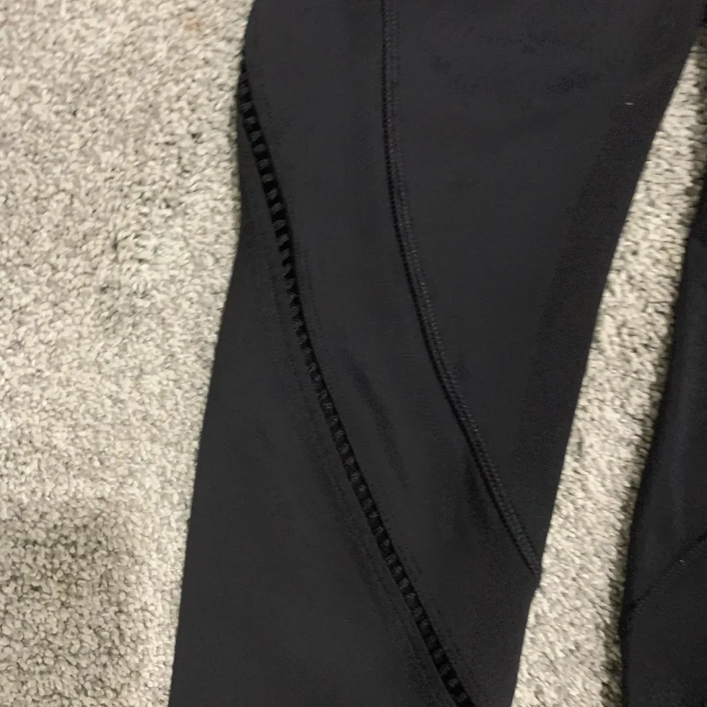 PINK Victoria's Secret Black Leggings - Image 3