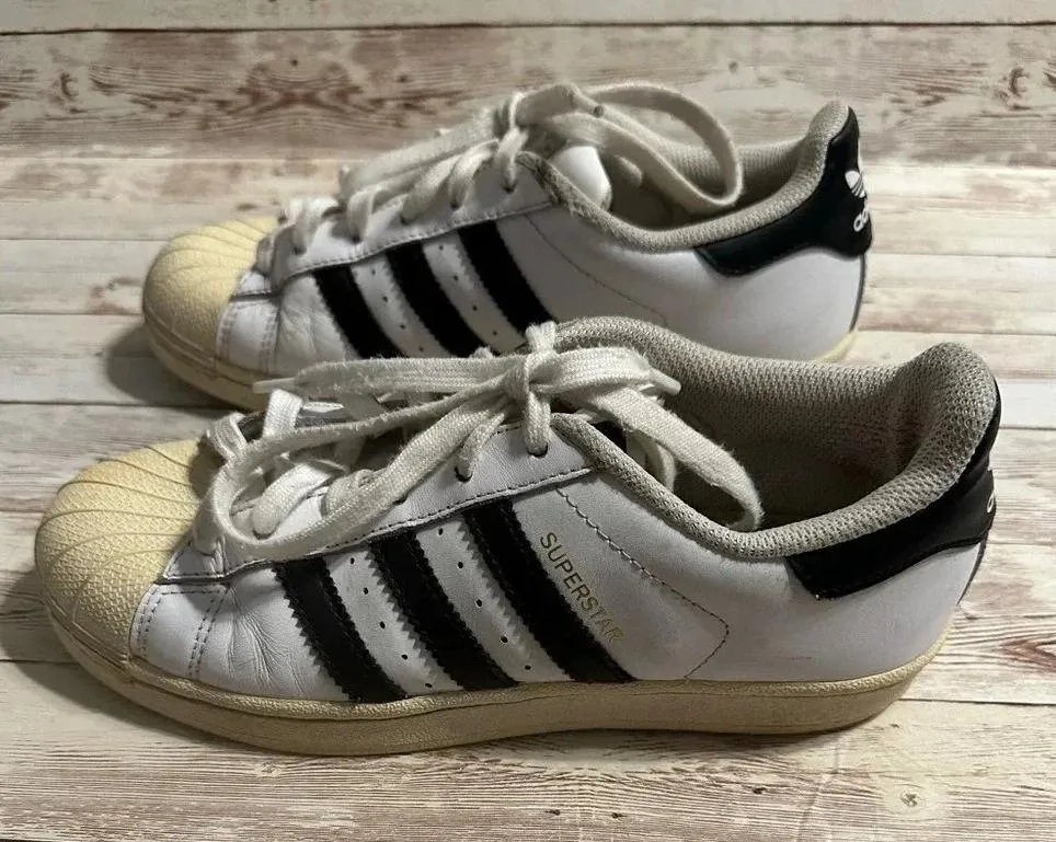 Adidas Vintage Superstar Size Women’s 6 - Image 4