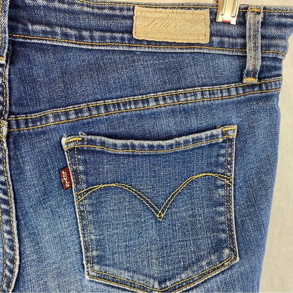 Levi’s Blue Slight Curve Straight Leg Jeans 6 28 - Image 3