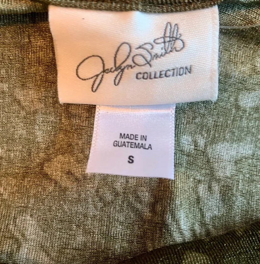 Women's Blouse, Shades of Green/Geometric, Small - NWOT - Image 5