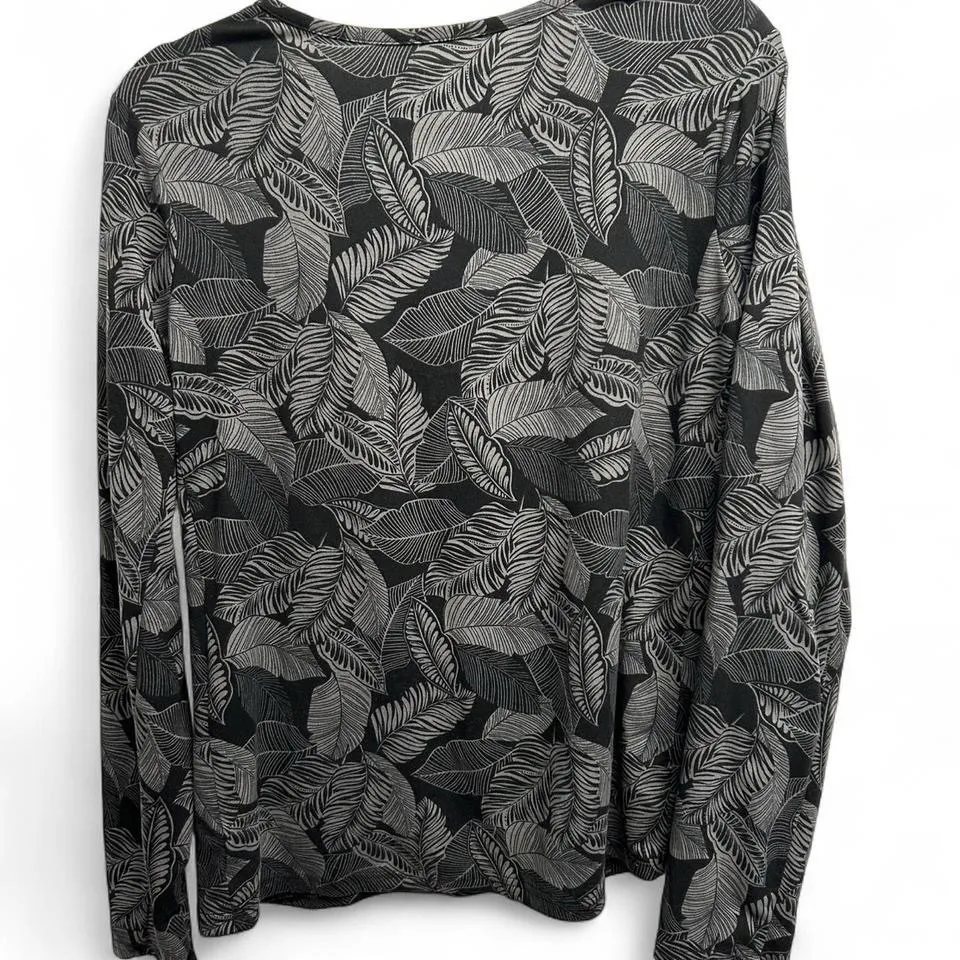 Hang Ten Women's Black and Gray Leaf Print 50 SPF long sleeve shirt - Image 2