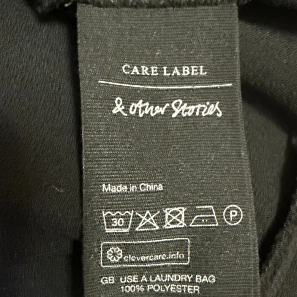 & Other Stories Black Pleated Short Sleeve Cutout Back Pencil Sheath Dress Sz 6 - Image 5