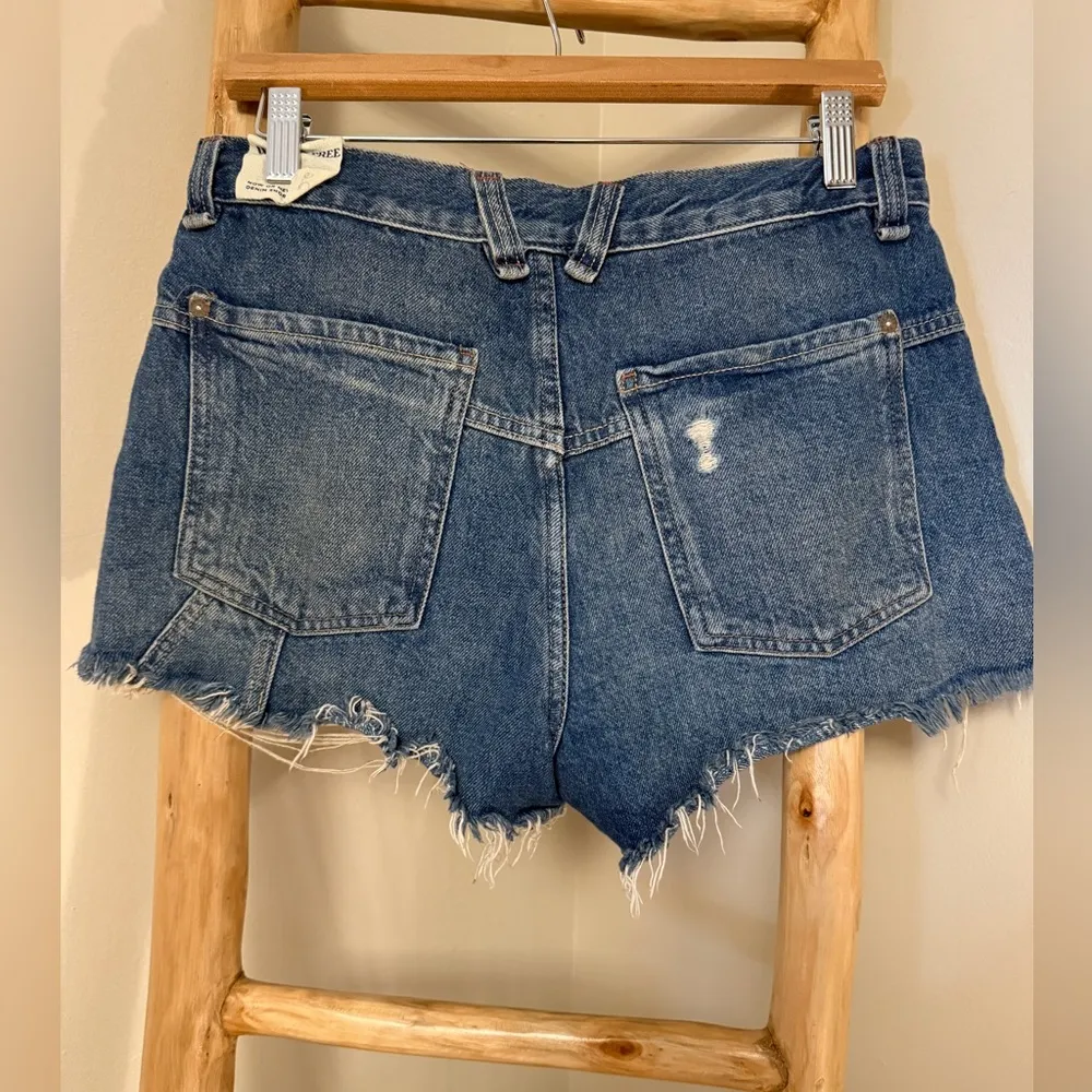 Free People We The Free Denim Jean Shorts 26 Blue Distressed Frayed Boho Beach - Image 6