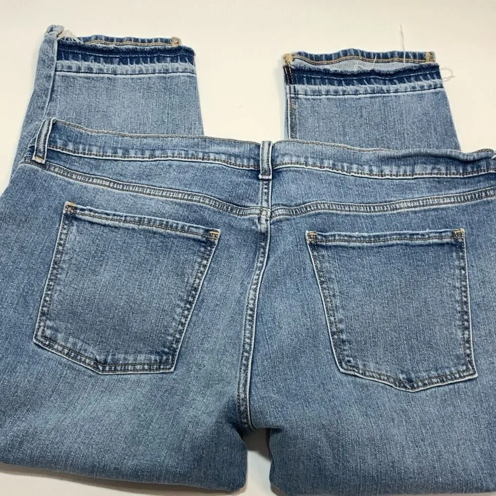 Old Navy Women's Mid-Rise Boyfriend Jeans Blue Size 16 Petite - Image 6