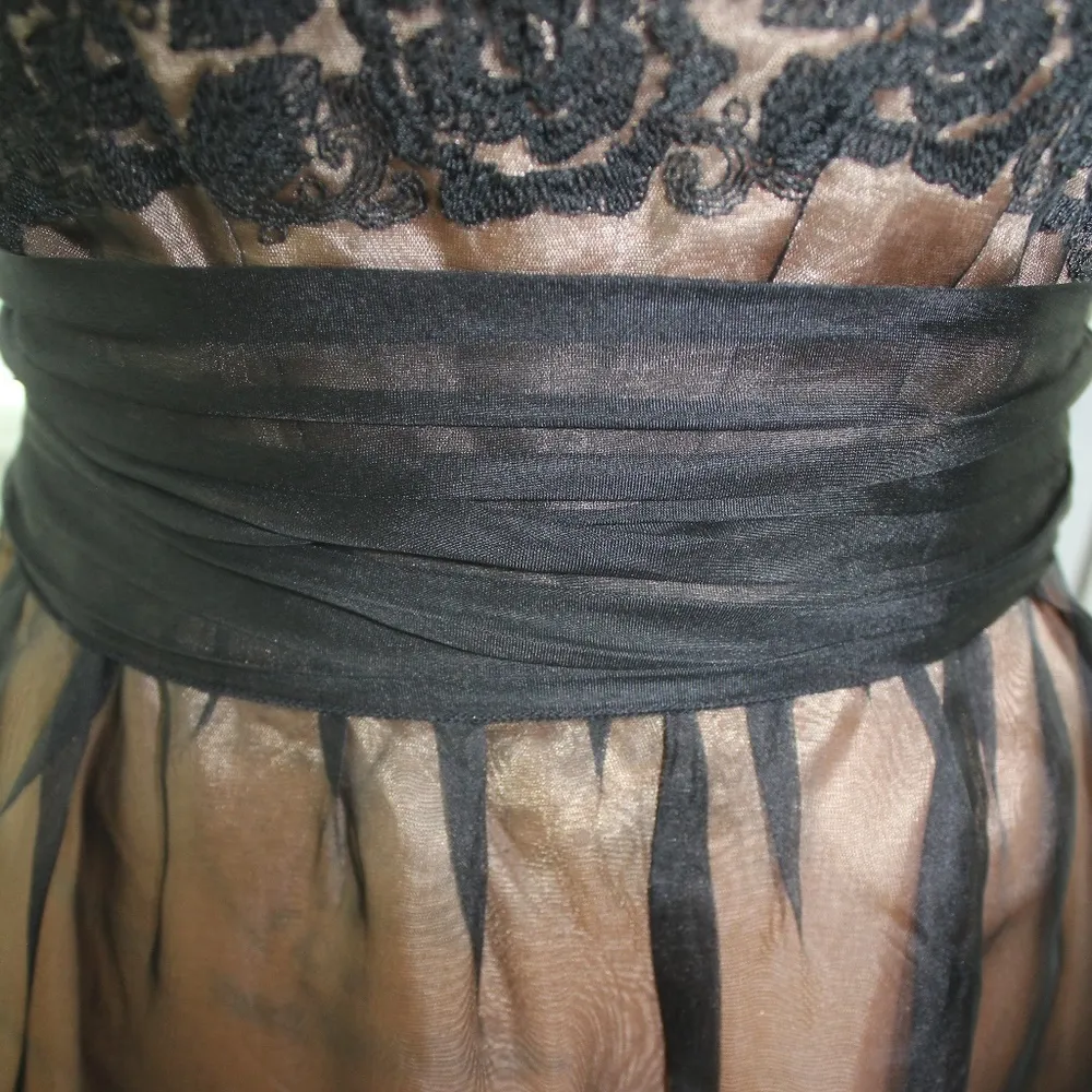 🔥REDUCED 🔥 Laundry by Shelli Segal Prom Formal Dress Sz 2 - Image 5