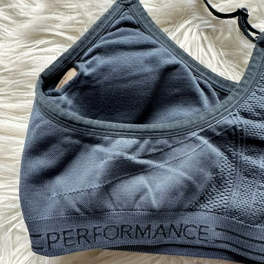 Calvin Klein light support sports bra - Image 6
