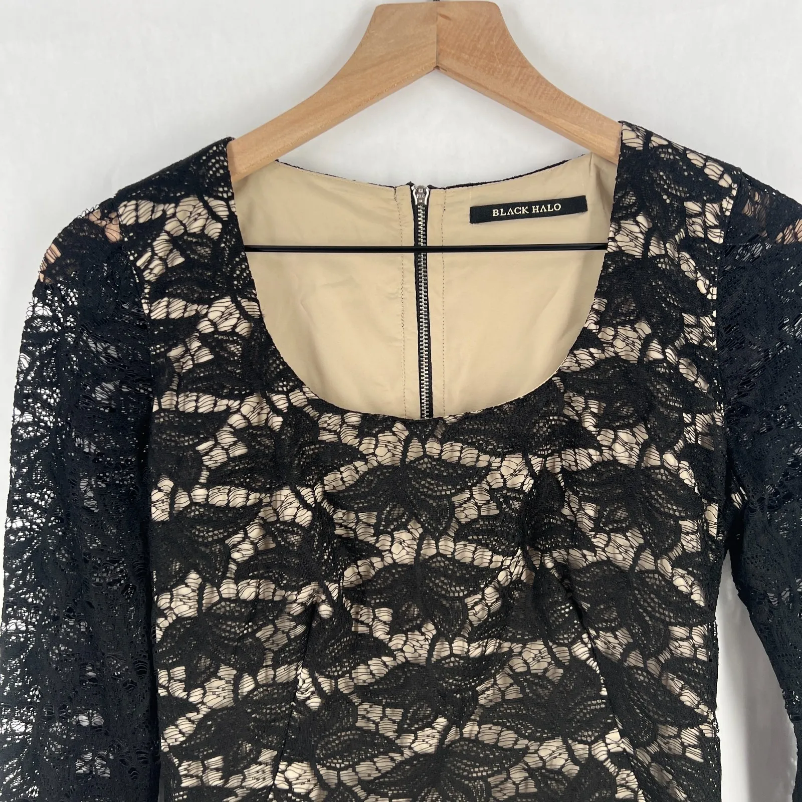 Black Halo Shift Dress Womens Size 2 Black Lace Zip Back Square Neck Long Sleeve - Image 2