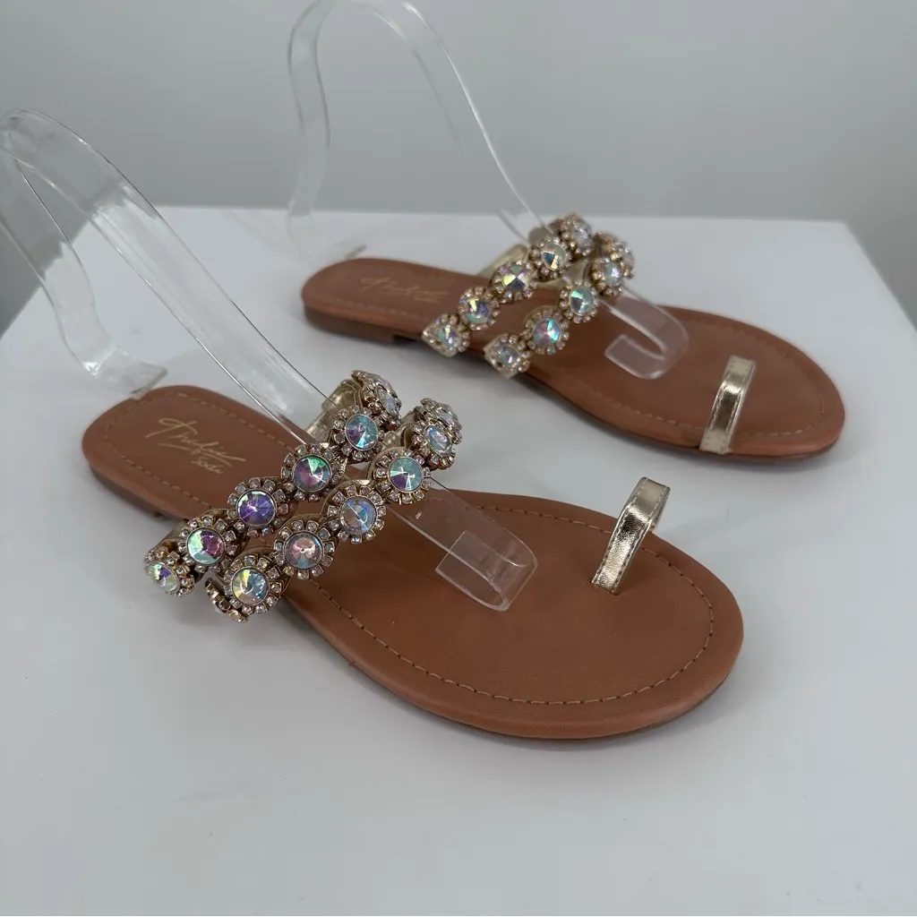 Thalia Sodi Joya Faux Leather Rhinestone Strap Flat Sandals sz 6.5 Crystals Toe - Image 2