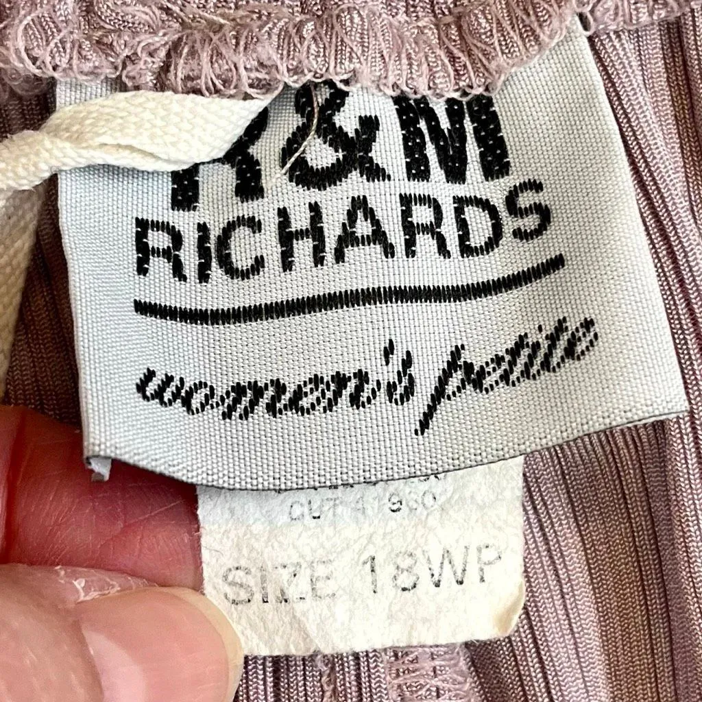 R & M Richard’s Women’s Petite Metallic Ribbed Sparkle Knit Pant Suit 18WP - Image 11