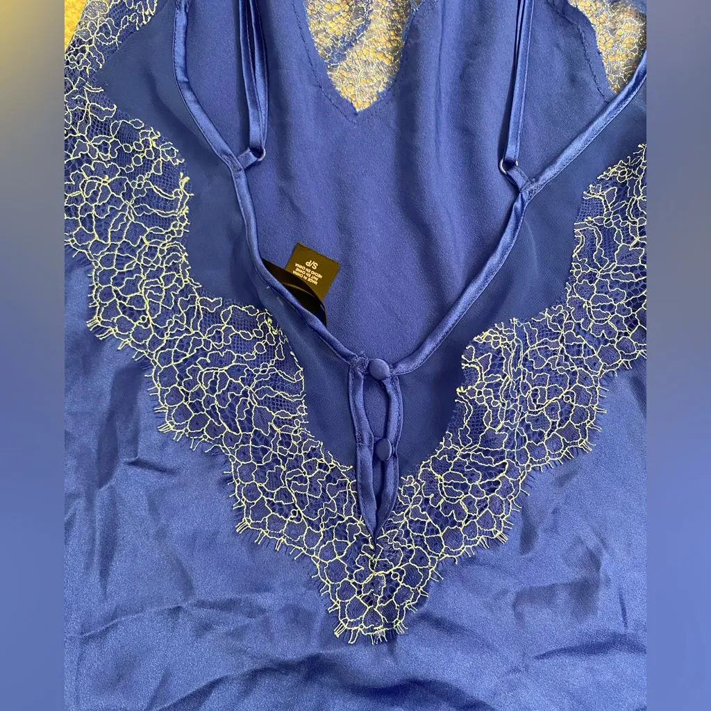 Victoria's Secret Royal Blue Lace Design - Image 9