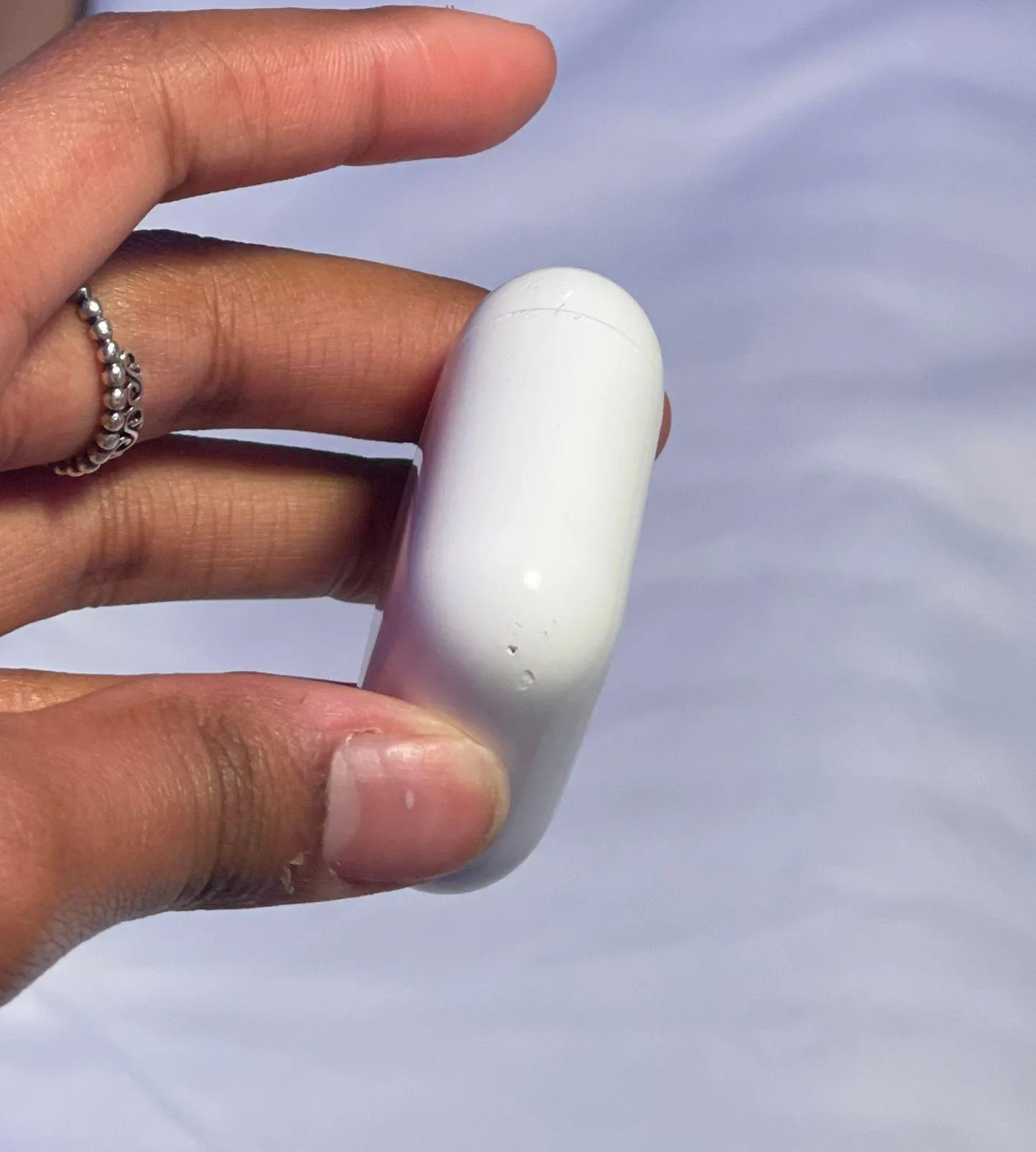 Apple AirPods With Charging Case - Image 6