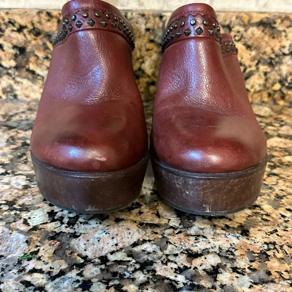 TRASK Reese Brown Full Grain Leather Studded Mule Clogs Shoes Heels Womens‎ 8.5 - Image 3