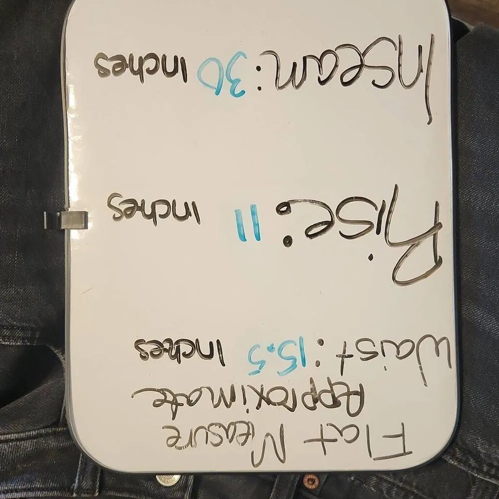 American Eagle Size 8 Black Destroyed Strigid Denim Mom Jeans - Image 5