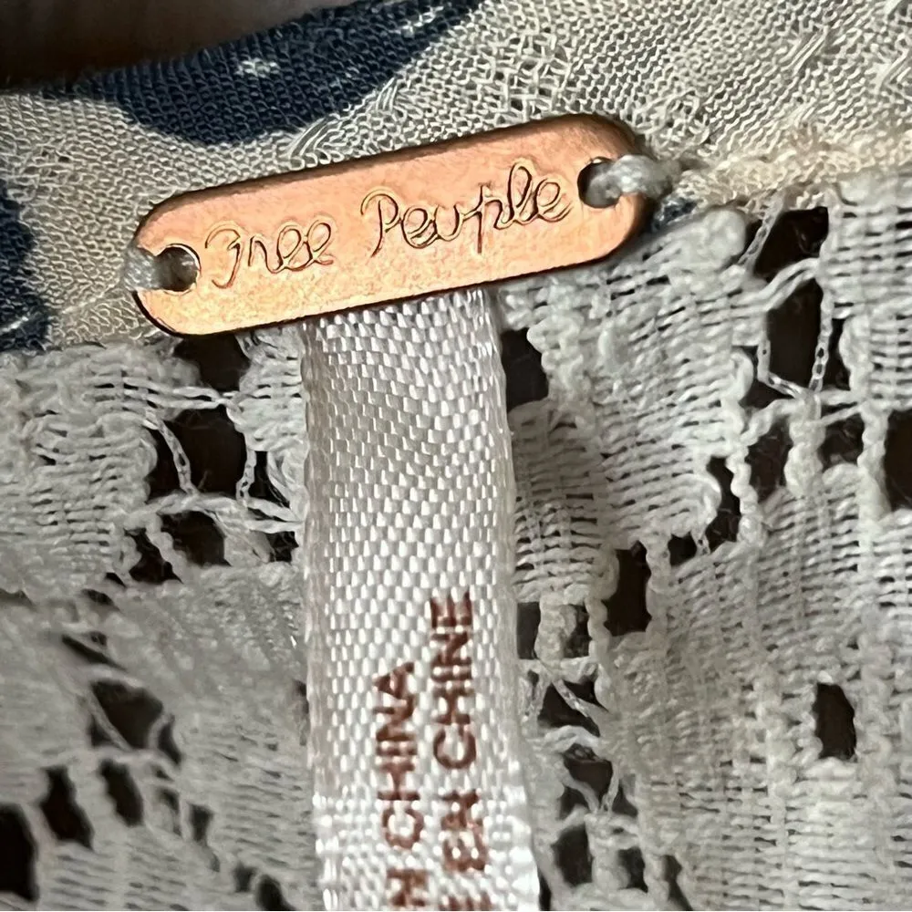 Free People Moon River Floral Peasant Top Blue Ivory Lace Oversized - Image 6