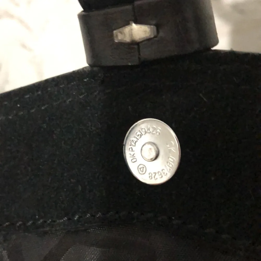 Francesco Baisia Leather Shoulder Bag. Like new. - Image 6