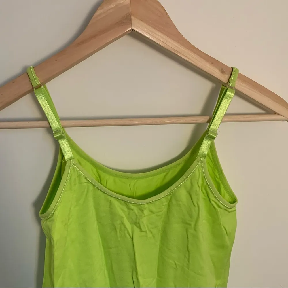 NWOT Vanity Fair bright spring green tank top - Image 3