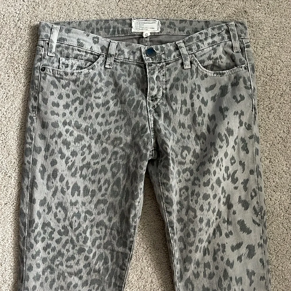 Gray leopard Current/Elliott “Stiletto” fit 80’s skinny crop ankle jeans size 12 - Image 2