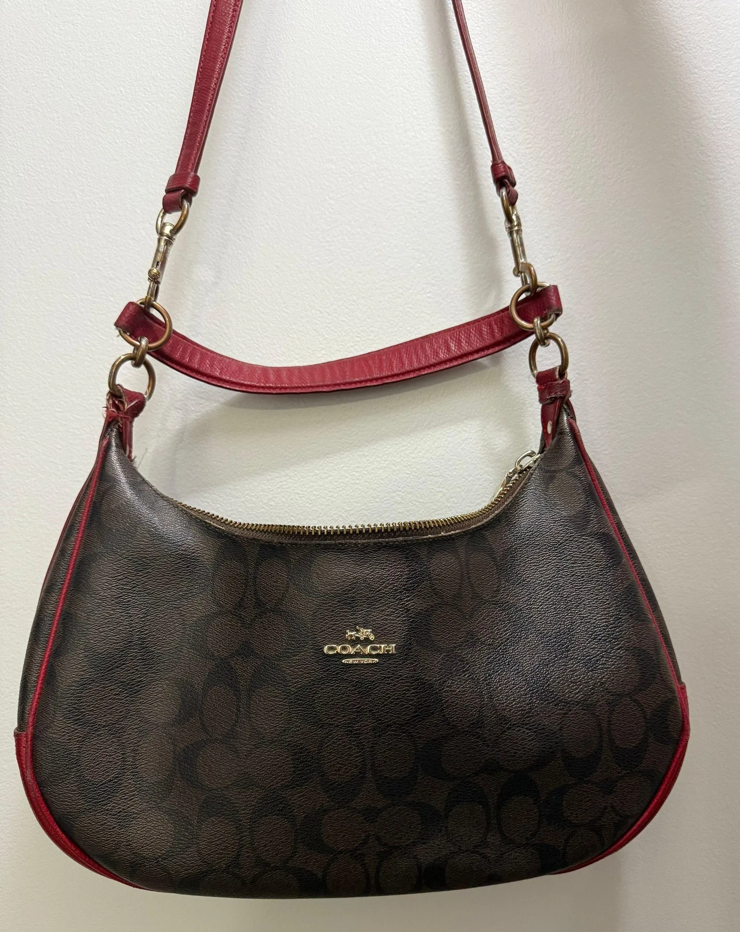 Signature Stripe Crossbody Bag - Image 2